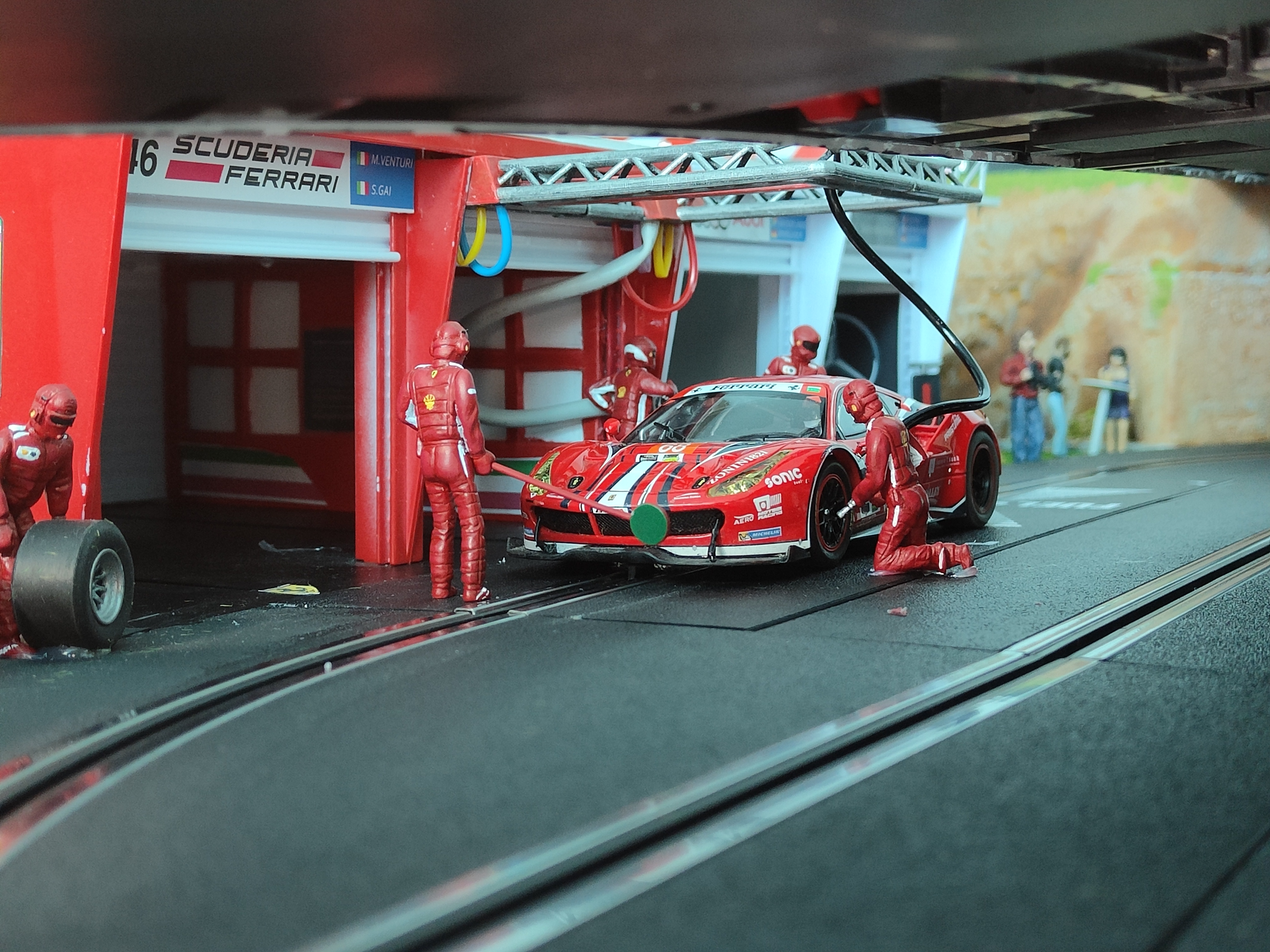 SLOT CAR CIRCUIT